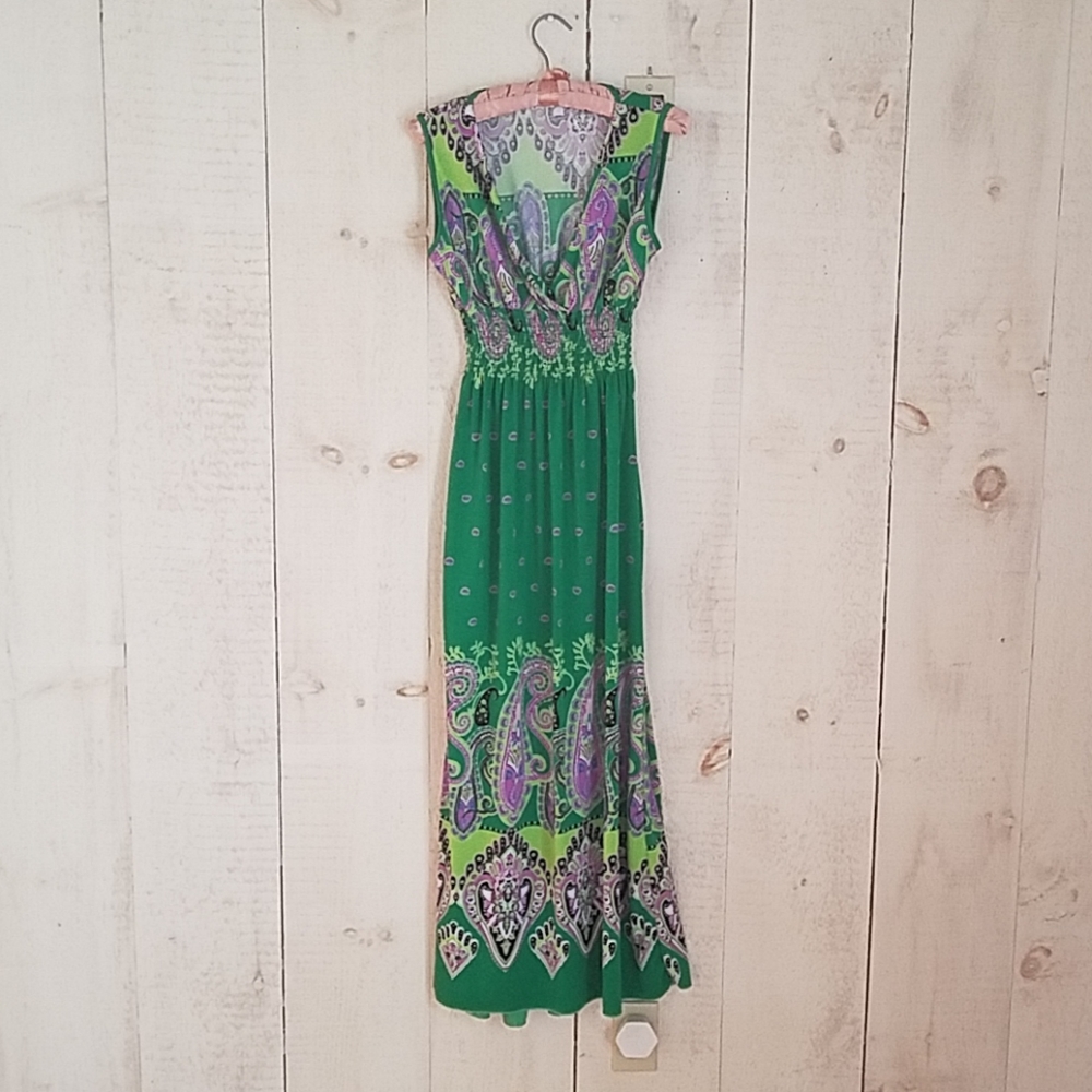 Green Paisley Maxi Dress with Tank Sleeves